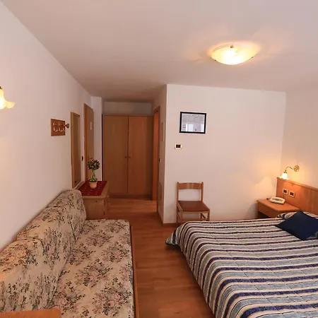 Albergo Arnica Canazei Esterno foto